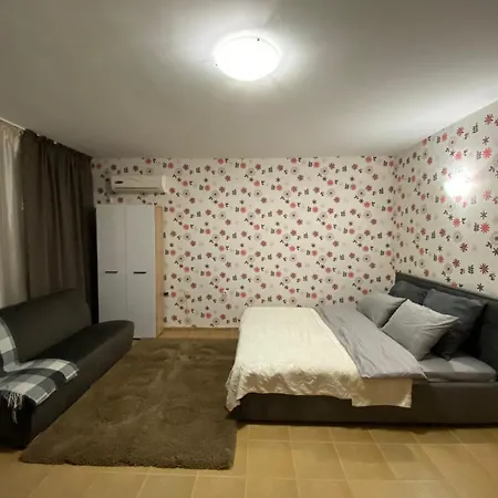 Lägenhet Flat Near The Sea
