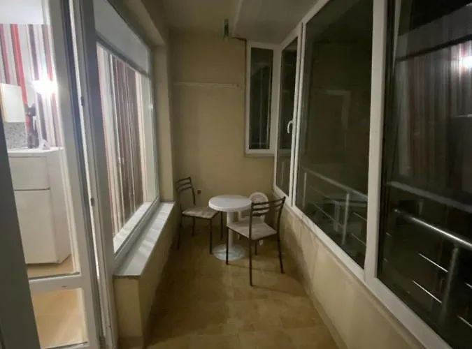 Апартамент Flat Near The Sea Поморие
