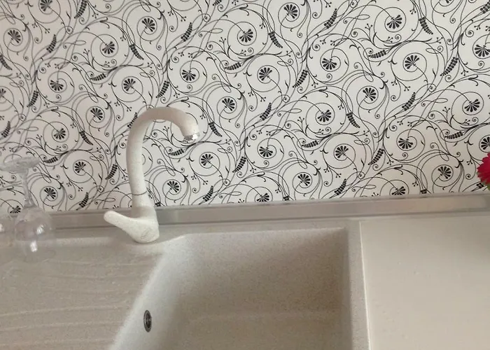 Апартамент Flat Near The Sea Поморие