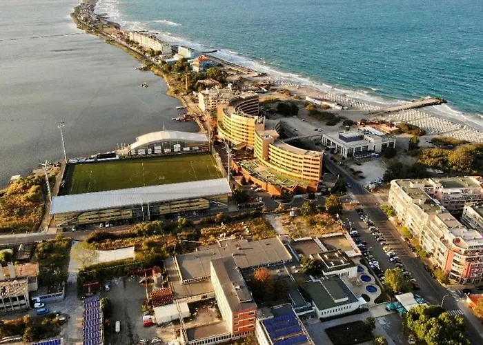 Flat Near The Sea Апартамент *